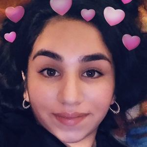 Meet your Posher, Crystal